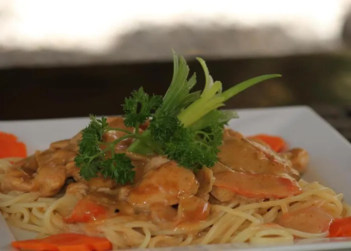 Cou Cou Bar & Restaurant 3* 산타 페