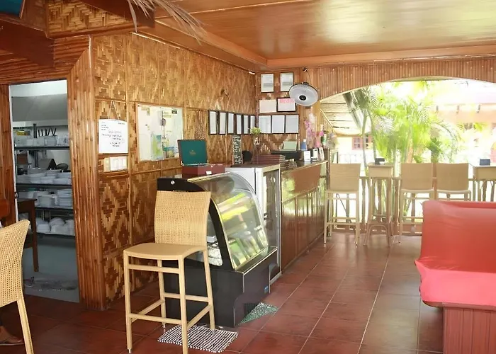 Cou Cou Bar & Restaurant