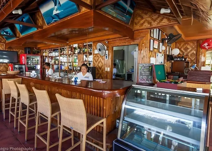 Cou Cou Bar & Restaurant リゾート 3*