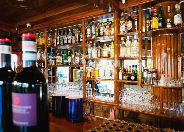 리조트 Cou Cou Bar & Restaurant 3*
